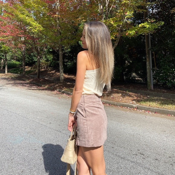 She and Sky Taupe Suede Skirt - Picture 4 of 7